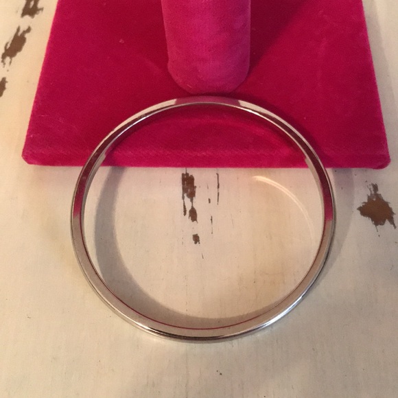 Monet silver bangle 1/4” wide - Picture 3 of 8